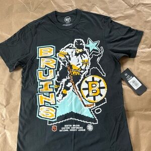 Boston Bruins Small NWT 🏷️ Bruins Graphic Black Tee Clean ready to wear NHL